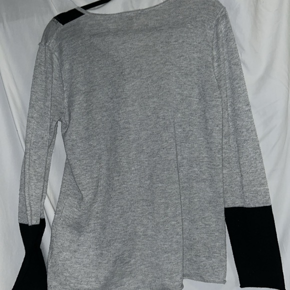 Carre noir color blocking top with rhinestone detail medium - Picture 4 of 4